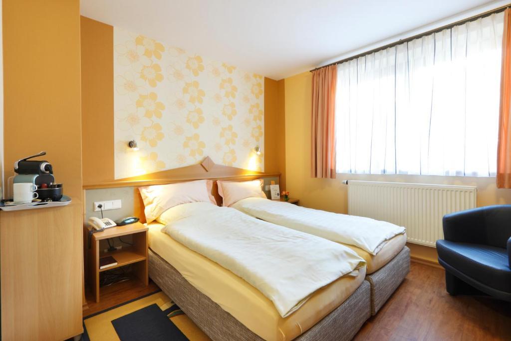 Hotel Pension Stern Bad Buchau Rum bild