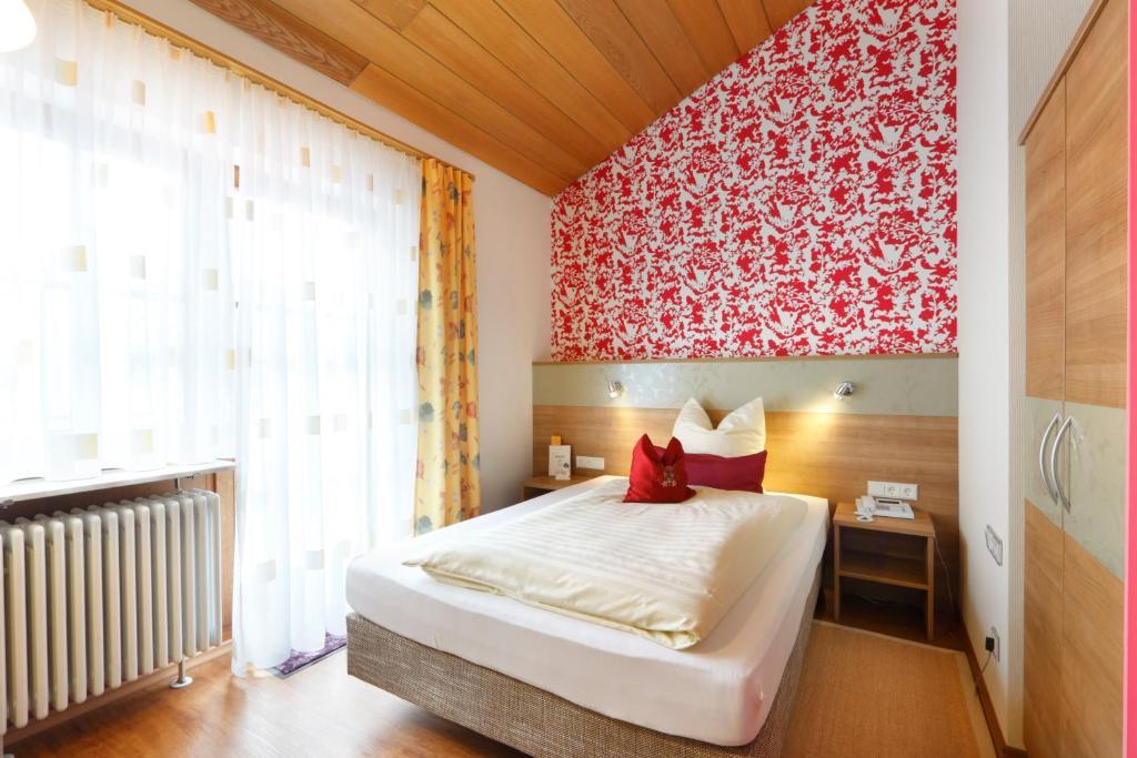 Hotel Pension Stern Bad Buchau Rum bild