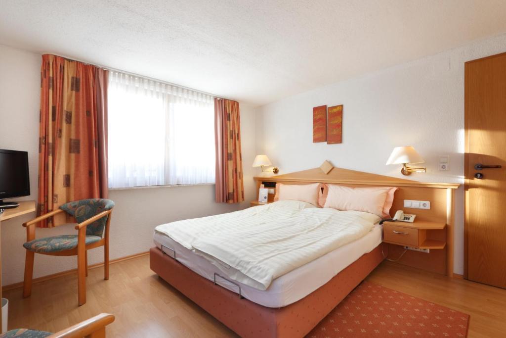 Hotel Pension Stern Bad Buchau Rum bild