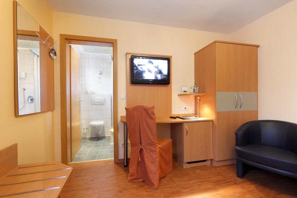 Hotel Pension Stern Bad Buchau Rum bild