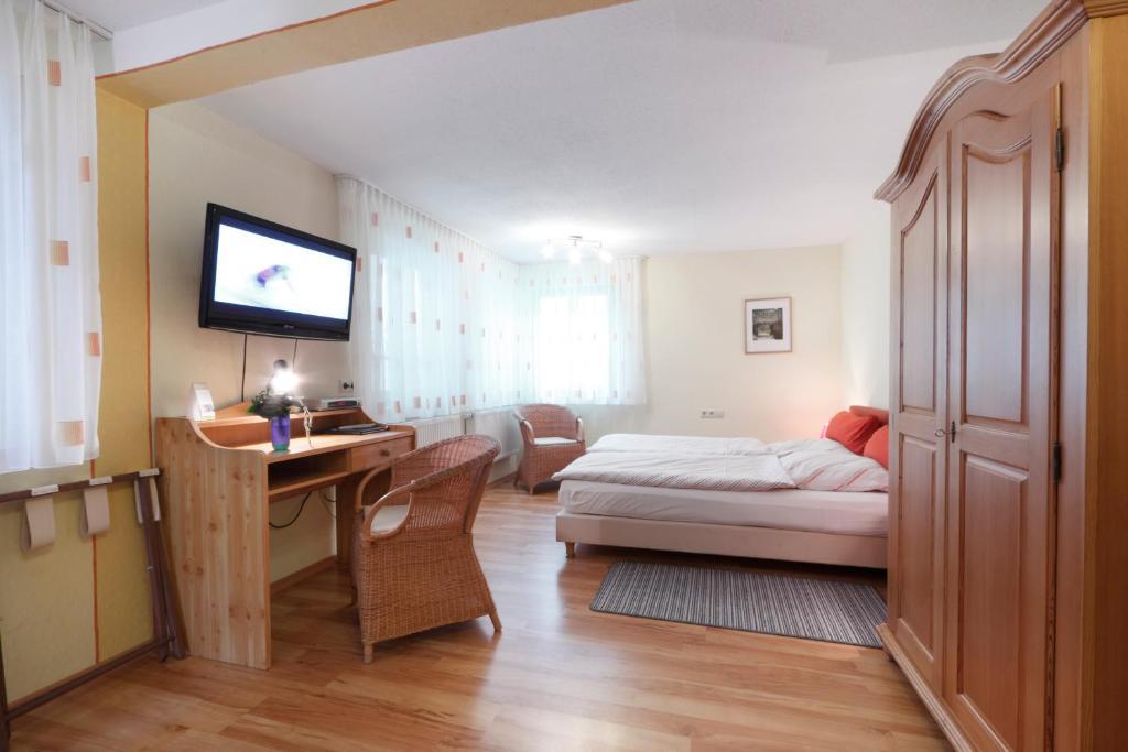 Hotel Pension Stern Bad Buchau Rum bild