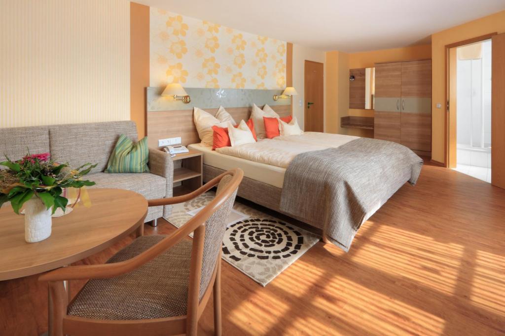 Hotel Pension Stern Bad Buchau Rum bild