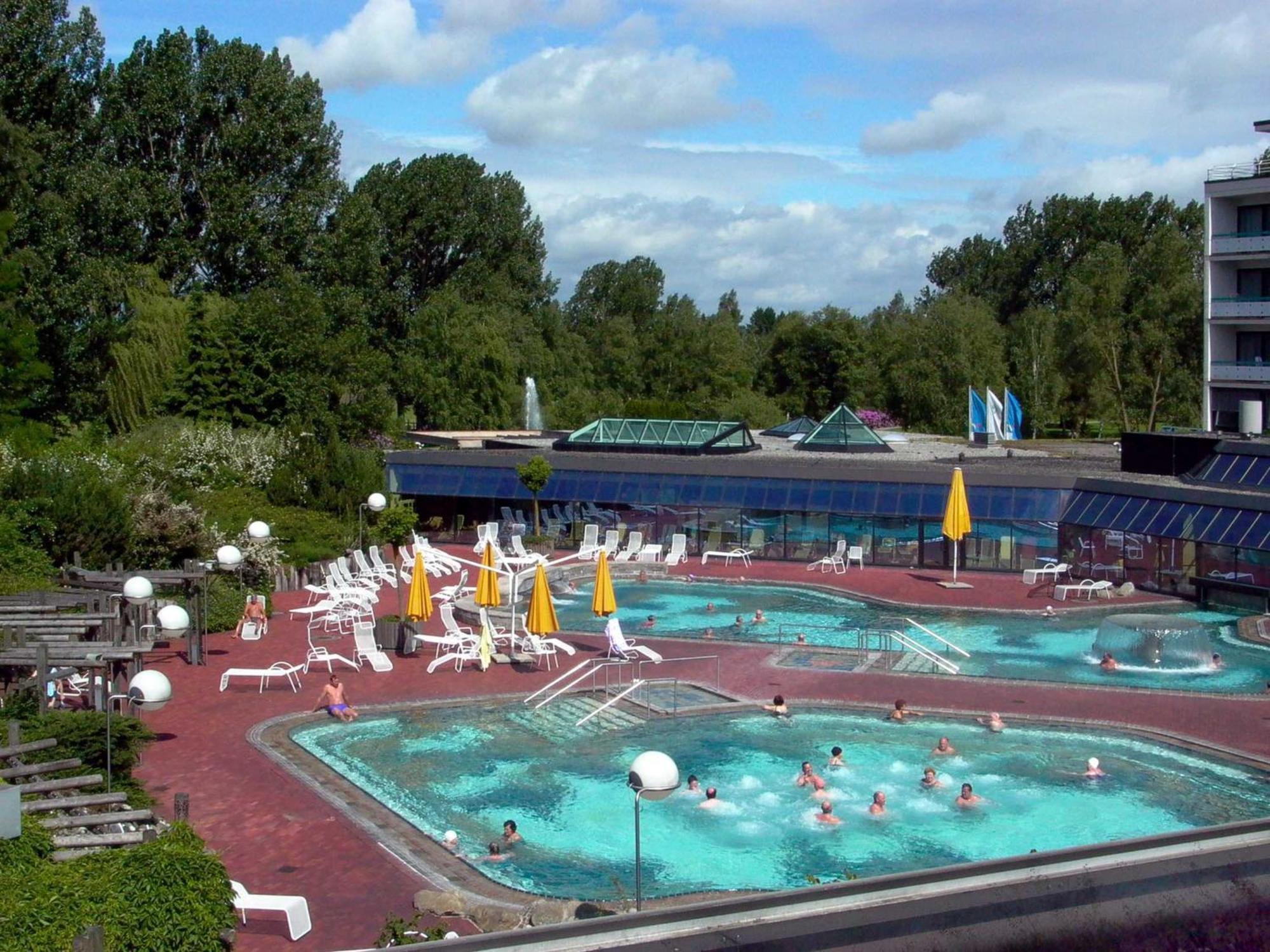 Hotel Pension Stern Bad Buchau Exteriör bild
